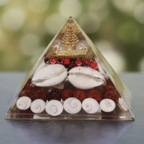 Dhan Laxmi Shri Yantra Pyramid