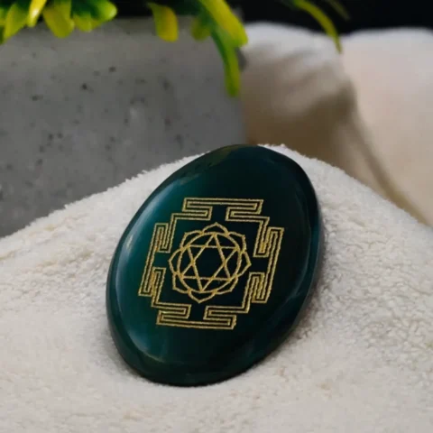Green-Jade-Laxmi-Shri-Yantra-Coin-Natural