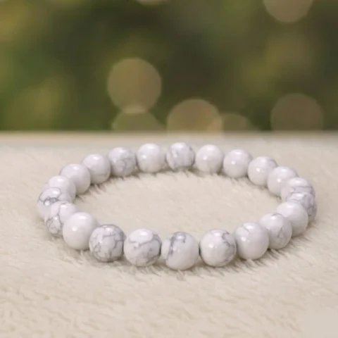 Howlite-Crystal-Bracelet